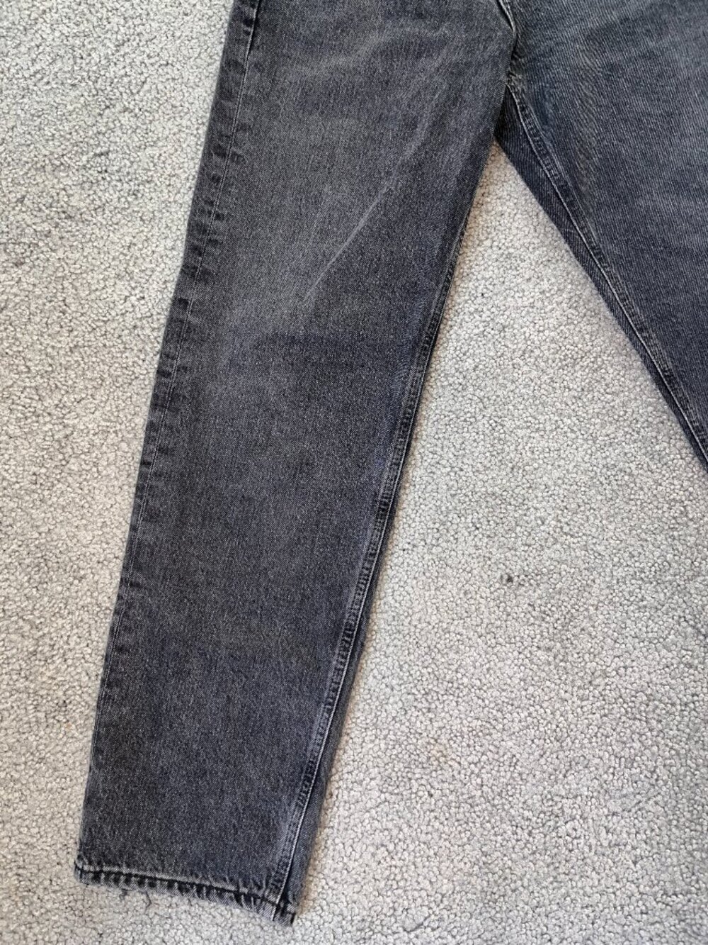 AGOLDE CRISS CROSS JEANS IN BLACK WASH - PRE-LOVED - LABELED W23 MEASURES W25 - Picture 3 of 13